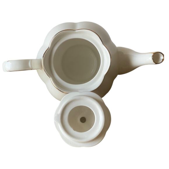 Grace Teaware Fine Porcelain Teapot Gold Trim - Picture 5 of 5